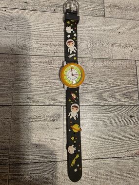 Kids Space-Themed Analog Learning Watch - Yellow & Black